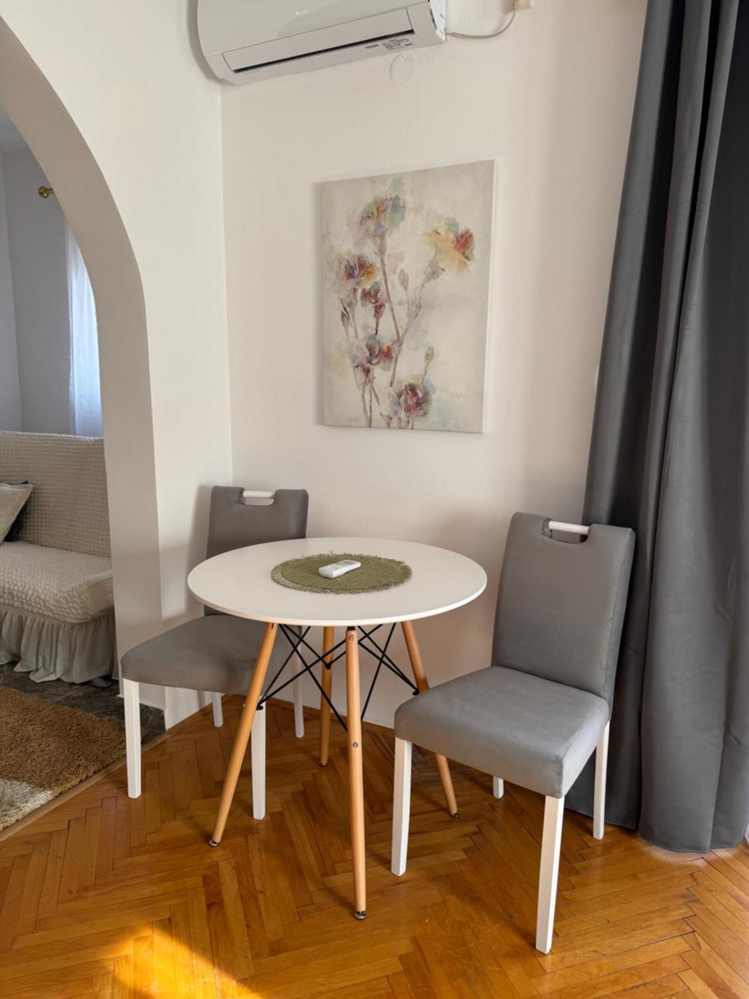 Apartmani Breze Podgorica Ngoại thất bức ảnh