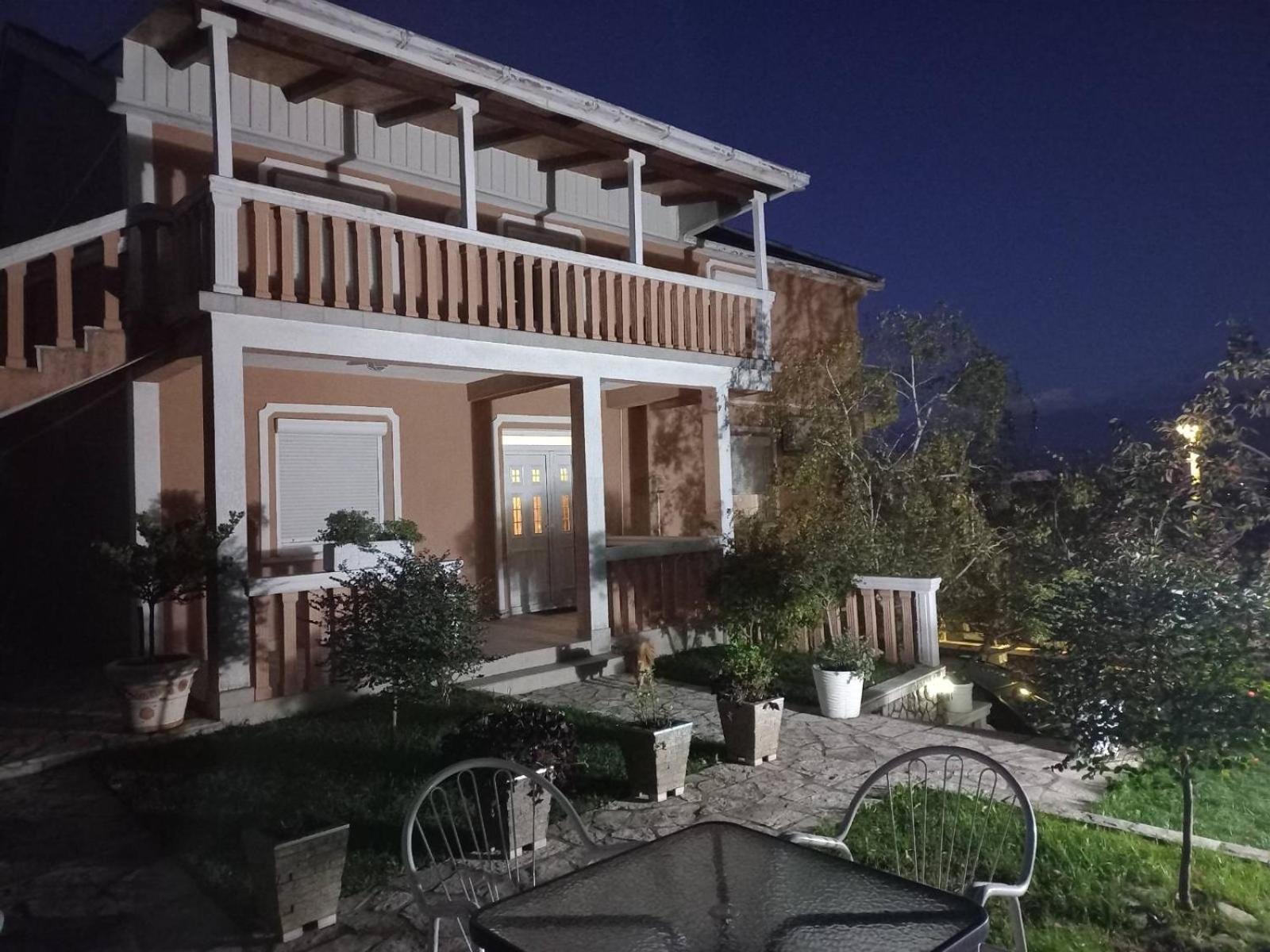 Apartmani Breze Podgorica Ngoại thất bức ảnh
