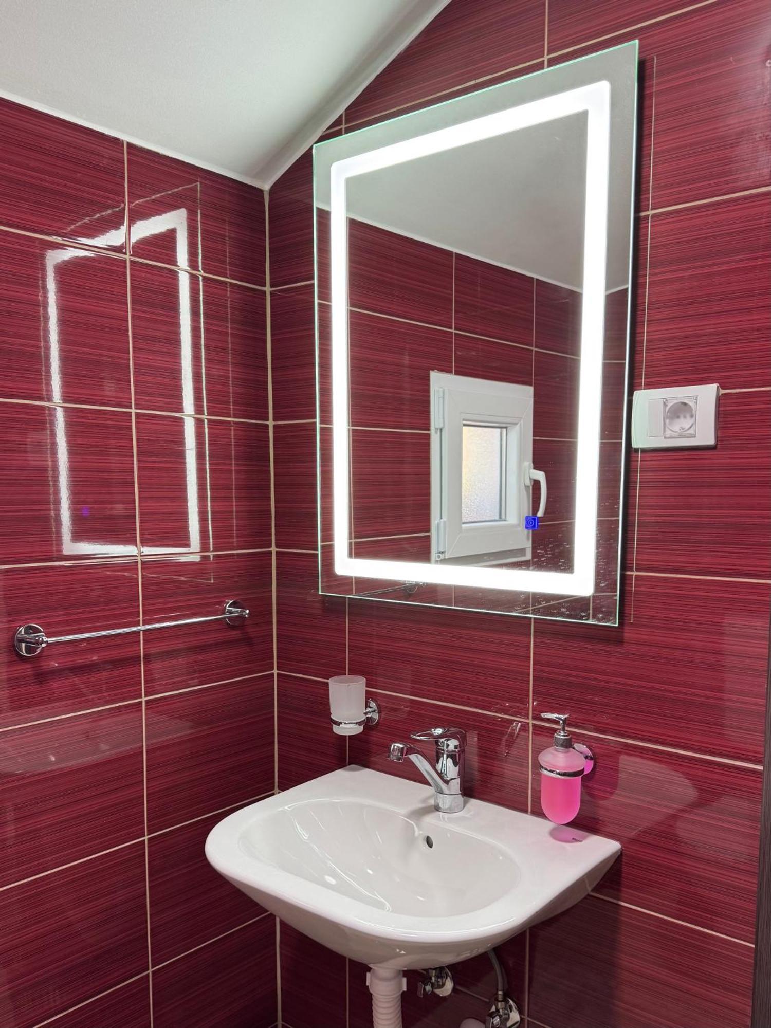 Apartmani Breze Podgorica Ngoại thất bức ảnh