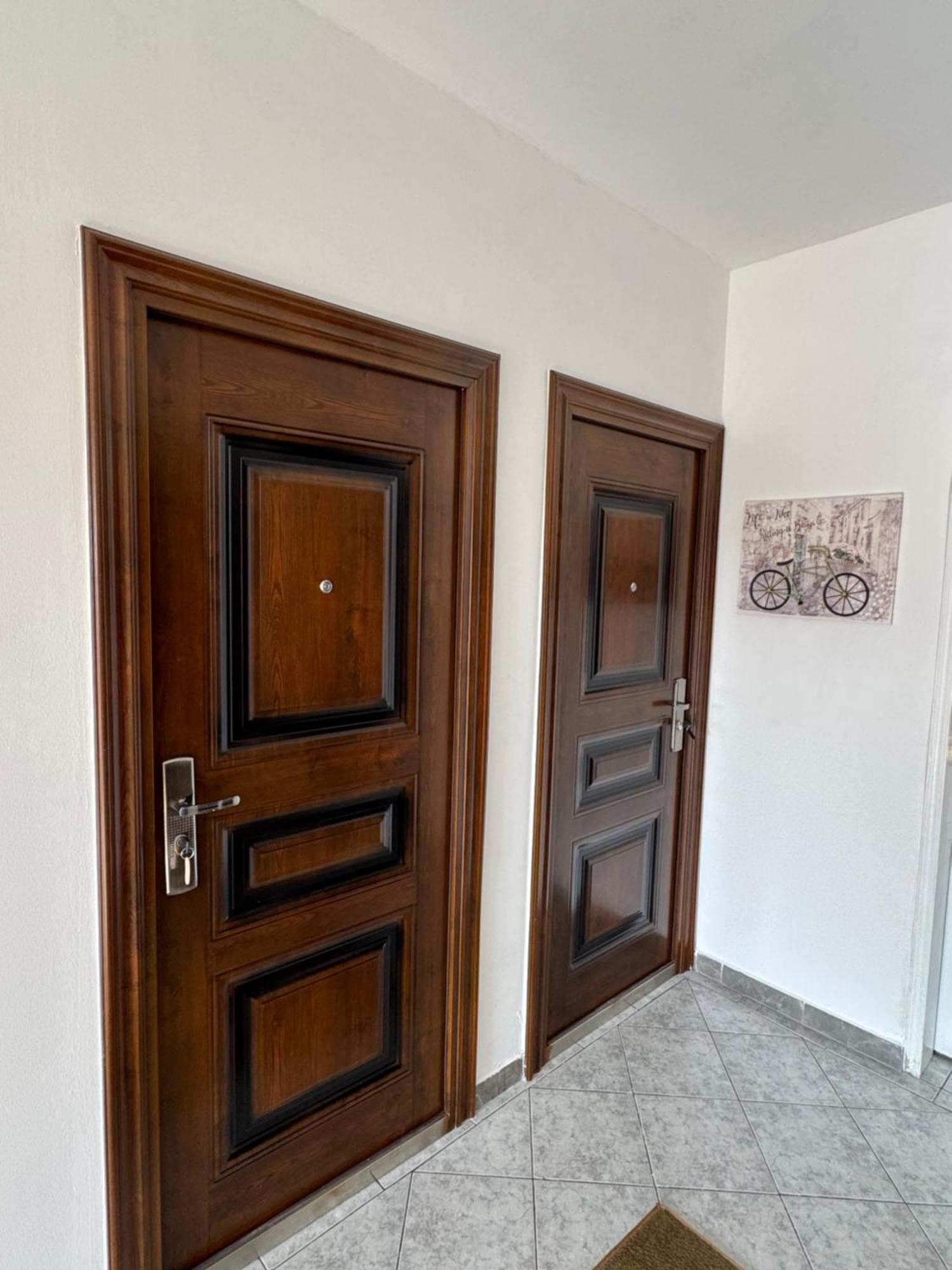 Apartmani Breze Podgorica Ngoại thất bức ảnh
