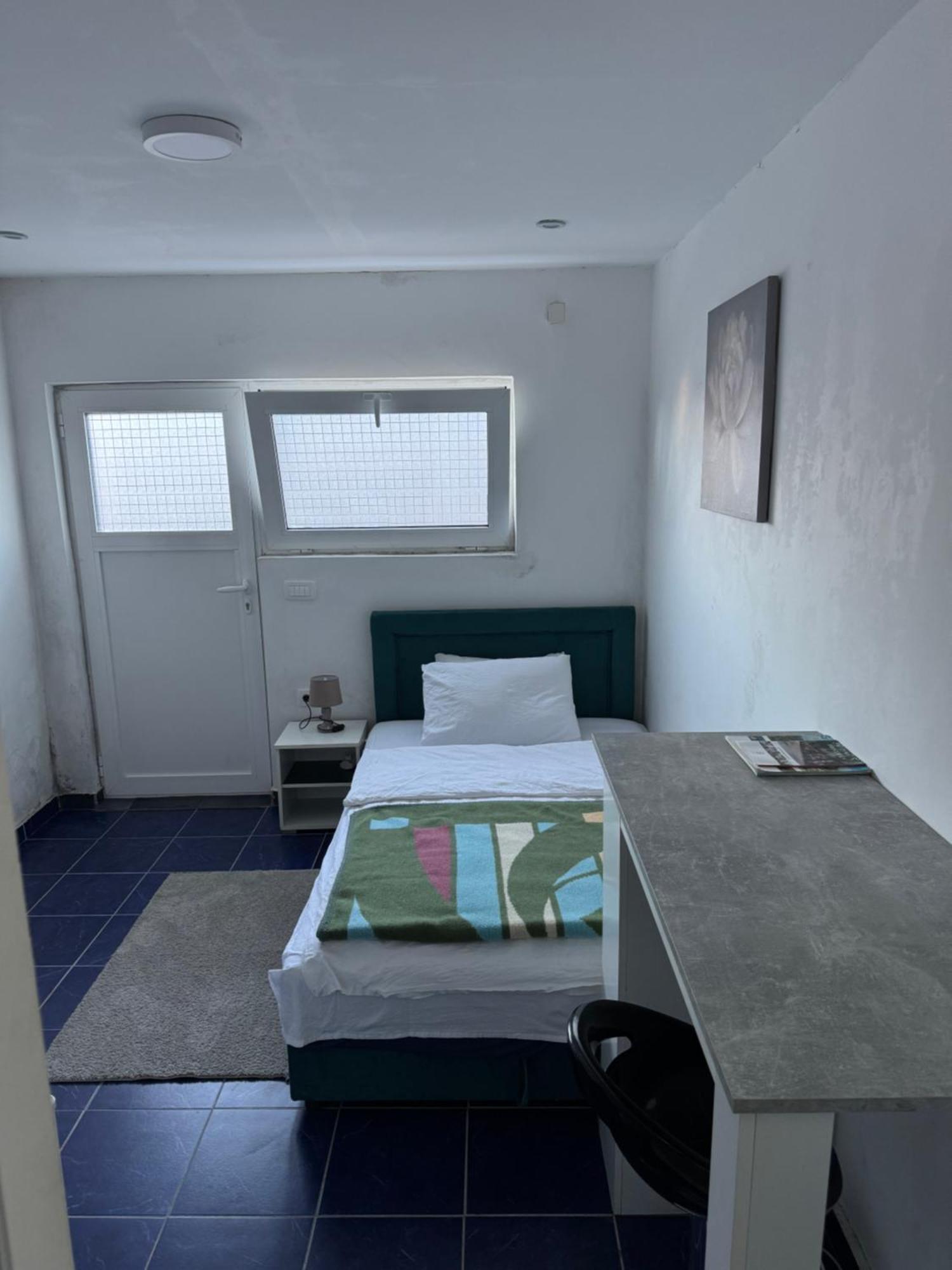 Apartmani Breze Podgorica Ngoại thất bức ảnh
