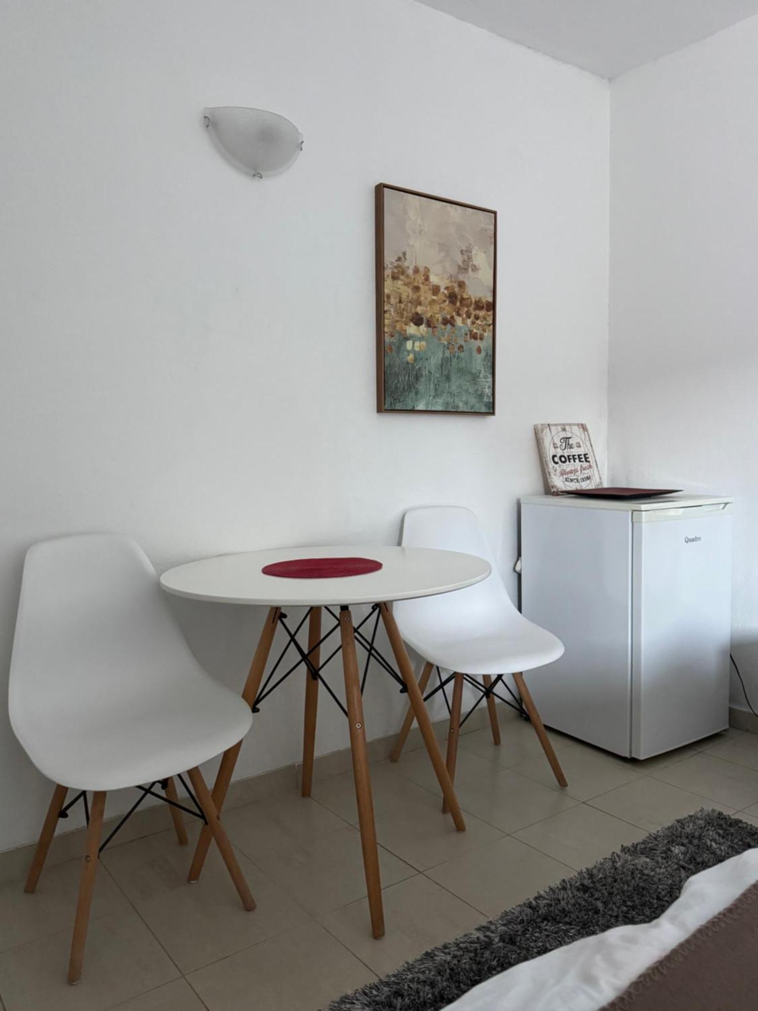 Apartmani Breze Podgorica Ngoại thất bức ảnh